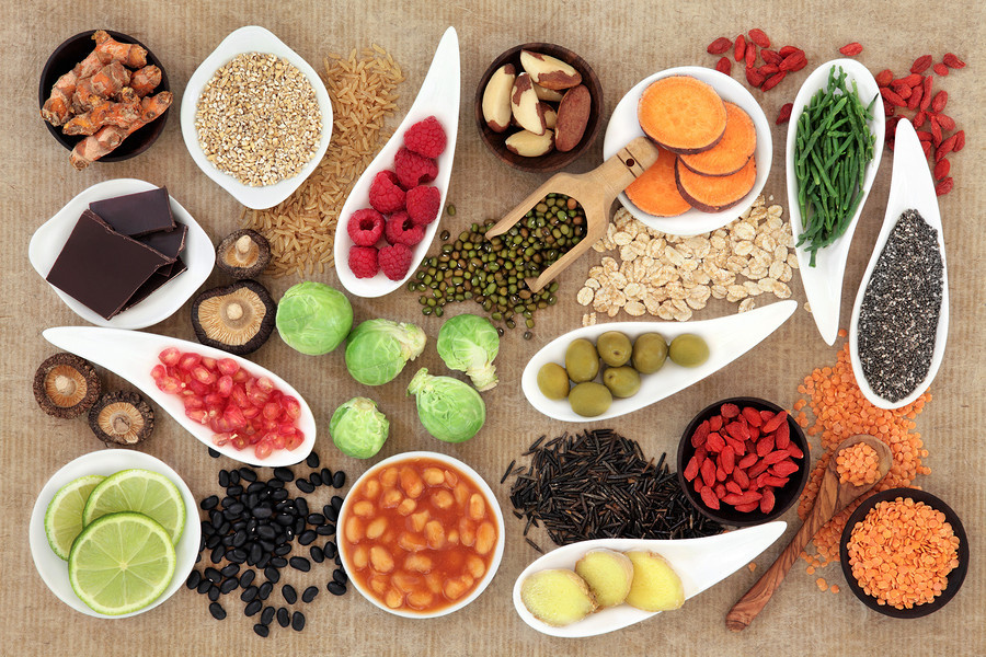 Professional nutrition education materials and healthy food samples